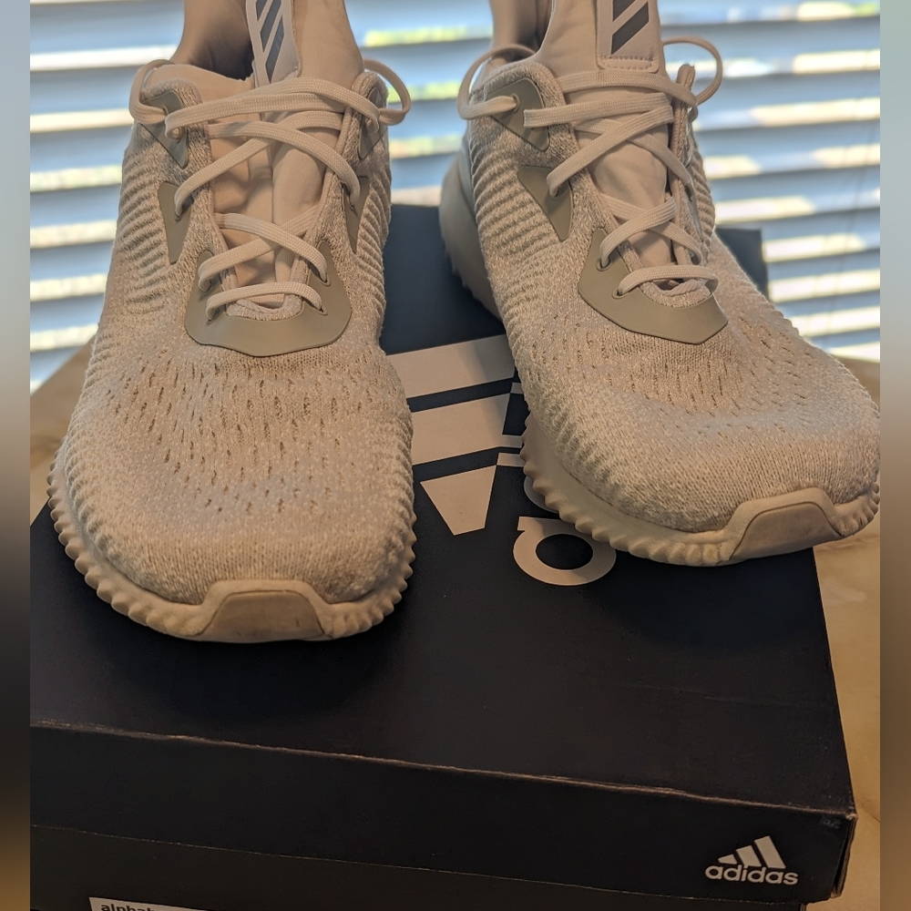 Adidas Alphabounce
